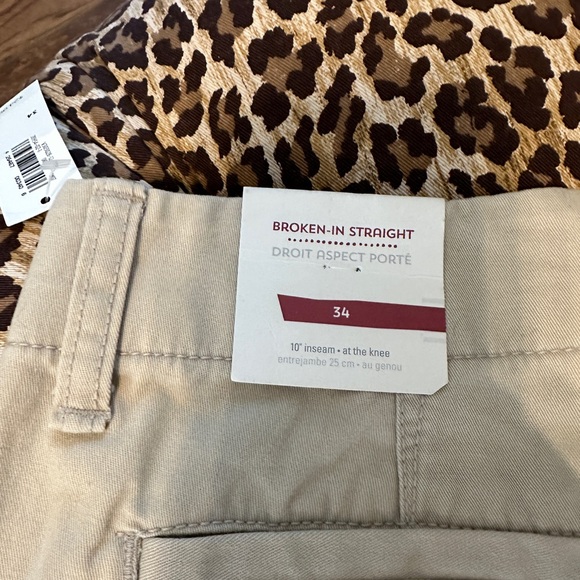 NWT Old Navy 34 Broken In Straight Chino Shorts - Picture 4 of 4